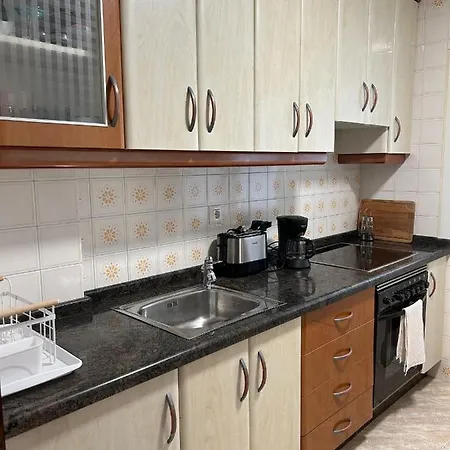 Amplio En アパート オビエド